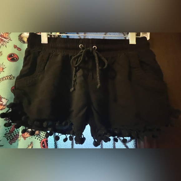 Deadpool Marvel 🌮 2 PC Set Womens Print Tee Shirt Top + Black Pom Pom Shorts S - Picture 7 of 9